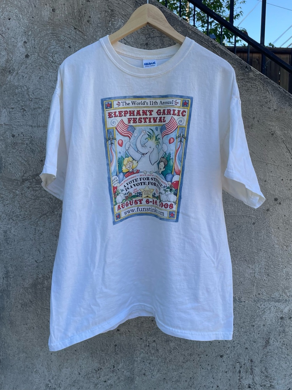 2008 Elephant Garlic Festival t shirt size XL